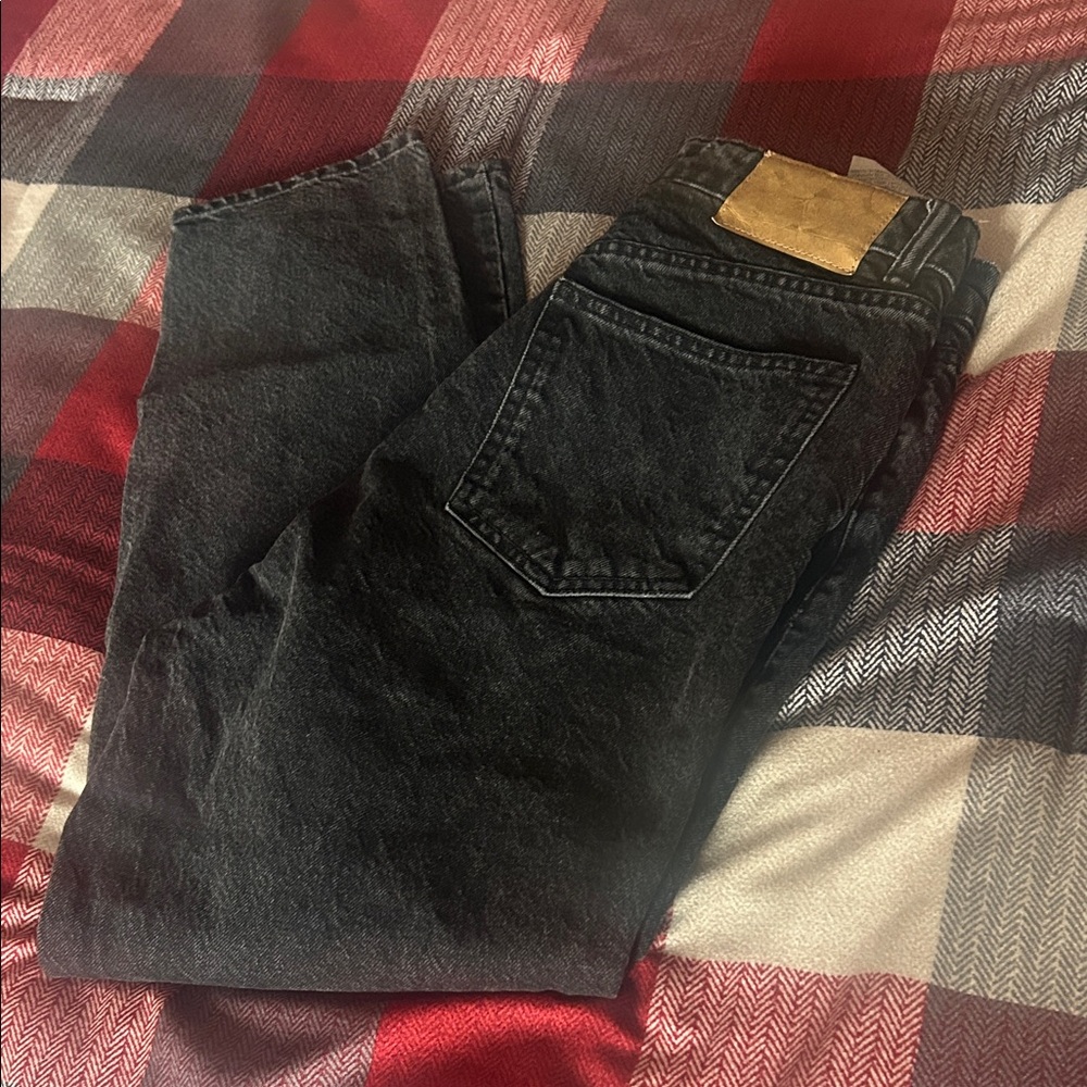 Zara Women's Black High Rise Mom Jeans